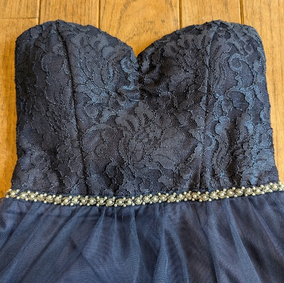 Juniors Speechless Elegant Navy Strapless Formal Lace Dress Size 3 - Picture 2 of 7
